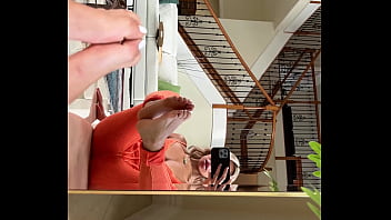 Preview 2 of Sunny Xxx Soa - Luna Luxe Wants You To Obsess Over Her Pretty Little Feet And Toes