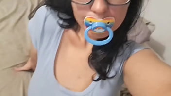 Preview 1 of Madisin Lee Mommy Is A Whore - Goodnight daddy ????