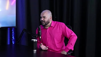Preview 1 of Poran Sexi Videos - Ele n&atilde_o conseguiria bater punheta,  s&oacute_ dava para os homens e ia embora,  e gosta de fazer domina&ccedil_&atilde_o - Paulo Avelar (Tiv Models) (SHEER/RED)