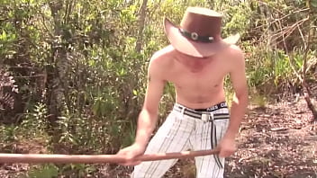 Preview 1 of Pervcam Mia - Sexy colombian handworker in raw trio outdoor fuck