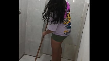 Preview 1 of Studentka Sex - Empleada se come la verga de su jefe cambio de un aumento