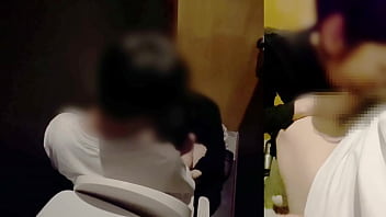 Preview 4 of Party Video Porn - 【居酒屋ハメ撮り】ナンパした女と浮気セックス｜即フェラから中出し「彼氏には内緒にして&hellip_！」