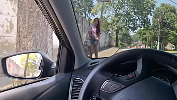 Preview 3 of Sexe Sharika - Bati punheta pra gostosinha que estava no ponto de &ocirc_nibus que acabou sedento!