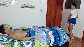 Preview 1 of Videos Sexo Busty Teens - LA CACHONDA DE MI MUCAMA NO SE AGUANTA SU CALENTURA Y ME CHUPA LA POLLA HASTA SACARME LA LECHE ME CORRO EN SUS TETAS-SEXO DURO-PORNO EN ESPANOL
