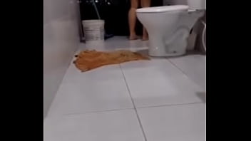 Preview 1 of Lesbiqn Hd - Mulher chega da rua cheia de porra e eu,  de t&atilde_o corno manso,  gozo sem tocar