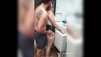 Preview 1 of Plumper Bitch - seduzco a mi empleada y aprovecho para tener sexo con ella