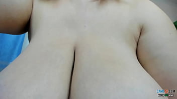 Preview 1 of German Porno Drehen - Unbelievable hangers chatting on webcam