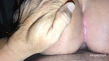 Preview 3 of Amia Miley Cable Guy - Otra vez el maduro rico