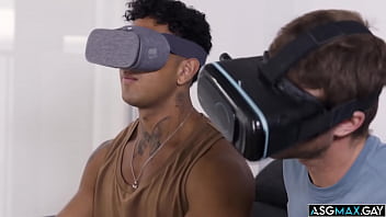 Preview 1 of Pakistani Xxx Move Com - Oh Lord! This was unexpected! see what happens when two best friends Kenzo Alvarez and Benjamin Blue watch VR porn together!