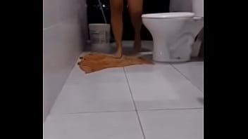 Preview 2 of English Xxx Sd - Esposa chega com a buceta melada de outro e eu gozo feito um trouxa