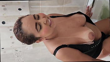 Preview 1 of Ankit X - Banheira Sexy 3