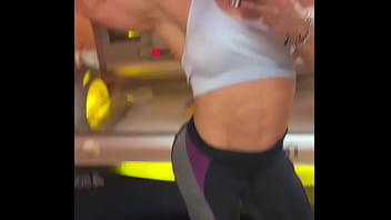 Preview 1 of Old Man Choda Chodi Hindi Movie - Are my abs hot?
