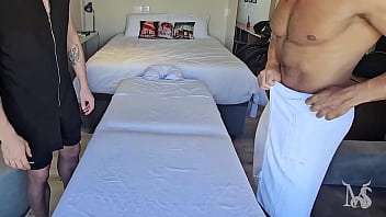 Preview 1 of Savita Bhabhi Devar Suraj - Massagem 308