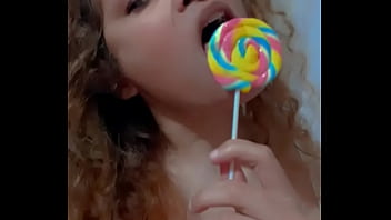 Preview 4 of Xxx Jawan Ladki Heldi Video - Quer&eacute_s qu&eacute_ esta Milf te la chupe como este Lollipop