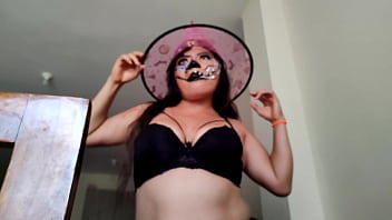 Preview 1 of Druggedddrug - LA BENDITA ZORRA ES UNA DIOSA MODELANDO!! PORNO EXCLUSIVO DE LA HIJASTRA HACIENDO PORNO CASERO,  MIENTRAS ESPERA AL  PADRASTRO PARA SEXO INTENSO