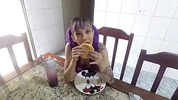 Preview 3 of Desisex Com - Food Fetish - Eating a burger through the ass