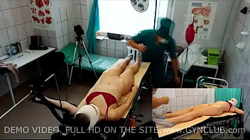 Preview 1 of Filipina Vs Hong Kong - Gyno orgasm with vibrator (backstage)