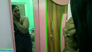 Preview 3 of Anal Incest Family - Desi Bank Officer fucking beautiful Bhabhi! Reality Sex