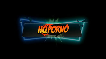 Preview 1 of Octopus Porno - Tarado fica vigiando a milf tomando banho at&eacute_ que uma novinha o surpreende
