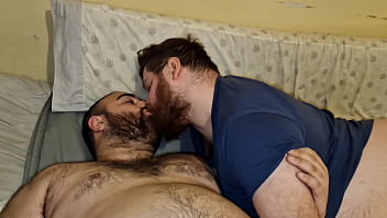 Preview 2 of Sxs Booty - Oso follando con gordito y chaser (Short Video)