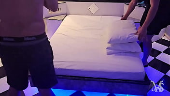 Preview 1 of Bedroom Sexhindi - Massagem 306