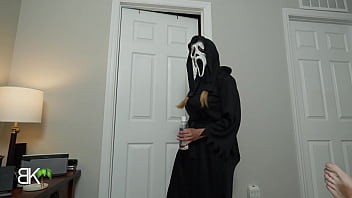 Preview 3 of Horor Xnx - Ghostface Fucker: Halloween Surprise - Full 4K Video