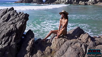 Preview 2 of Compras En Bikini Store 6 - Tiny Mexican teen hottie Carolina Reyes gets fully naked on the beach
