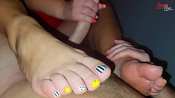 Preview 1 of Mom And Dathur - I played with my stepmother &#039_s feet before going to work