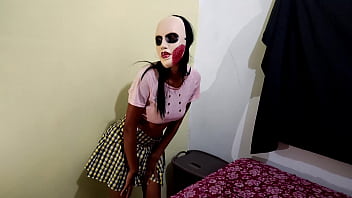 Preview 1 of Kum On Pussy - PORNO DE ESTUDIANTE MORENA EN HALLOWEEN!! LA MUY ZORRA NO ASISTE A CLASES POR QUEDARSE HACIENDO PORNO CASERO.  LOS MEJORES VIDEOS DE MORENAS CALIENTES  EN HALLOWEEN
