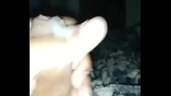 Preview 4 of Blood Bleeding Fucking - Novinho de 19 Gozando