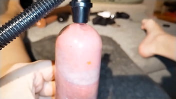 Preview 3 of Sunny Leone Xxx Fuck 2018 - Finnish gay pumping his cock.