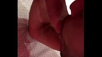 Preview 1 of Muscular Girls - Que rico oler y chupar una buena verga de un macho heterosexual vergon y con ganas de romper culo - bareback - sem camishina