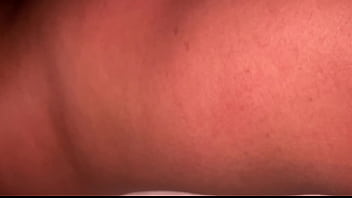Preview 1 of Johnny Sins With Big Brest - Sexo gay sem camisinha,  Maduro de pau gigante pegou de jeito o rabudo e atolou sua enorme rola dentro do rabo apertado. - COMPLETO NO RED