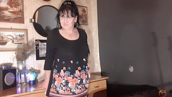 Preview 1 of April L Moore - Fingering to warm up before the party
