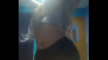 Preview 2 of Roro Ferari - Movimiento para conquistar a muchos seguidores