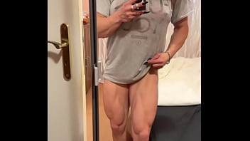 Preview 2 of Searey Xxx - Do you think that big muscles are sexy on women