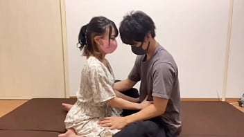 Preview 1 of Xxx Vadso Hd - 濃厚手マンで大量潮吹きが止まらない！ギャルJDのパイパンまんこが何度も痙攣絶頂　イキ狂う　クリ責め　喘ぎ声　アクメ　激しい　かわいい　巨乳　超美女　投稿　個人撮影　素人　日本人　えむゆみ
