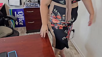 Preview 1 of Telugu Old Sex Movies - Female boss caught employee jerking off his cock and ended swallowing his cum- big fat pussy,  BBW SSBBW,  boss,  office,  peeing,  pissing,  big cum load - jamdown26,  Dad0603 - fat butt,  bust a nut,  cock Cumming,  big white ass,  plumper,  curvy,  chubby