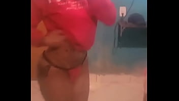 Preview 2 of Spam Girls - Sozinha em casa doida pra fazer aquela videochamads junto com pix 21 97362-4393