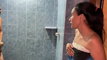 Preview 1 of School Girl Sex India Hd - mi hijastra me esp&iacute_a ba&ntilde_&aacute_ndome as&iacute_ que la convido para que terminemos follando