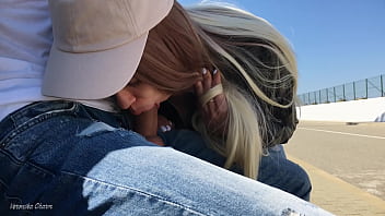 Preview 2 of Sek Di Kafe - Girl Was Surprised To See Guy Jerking Off Dick In The Park And Made Him Cum