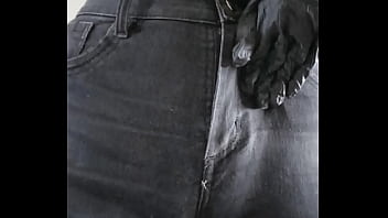 Preview 3 of Celeb Frans - Me gusta que el pantal&oacute_n me marque bien la conchita
