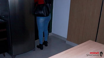 Preview 1 of Xxx Kos - Julia Carioca Gostosa pra Caralho de Jeans no Sheer da Julia