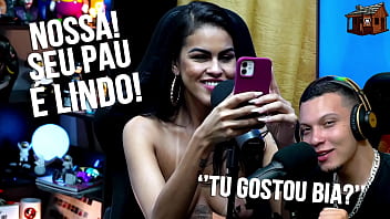 Preview 4 of Xnxxx Con Ninas - Bia Hot Avalia o Pau do Ruan,  ser&aacute_ que ela gostou? - Podcast P&aacute_pum no Barraco! - Completo no Sheer - XVIDEOS RED