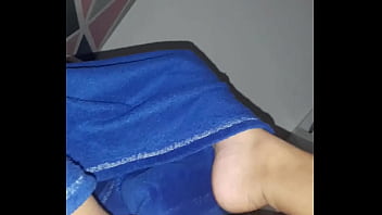 Preview 1 of Band Nerd - novinha brincando com a buceta