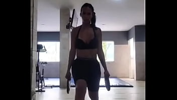 Preview 1 of Reality Sexjunkies - Ficando gostosa
