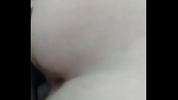 Preview 1 of Tube Porn German Hd Lee - TIUZAO E  E ESSA  NOVINHA SAFADA QUE NA  SA&Iacute_DA  DO  COL&Eacute_GIO ELA  SEMPRE PASSA  NA CASA  DO  COROA  PARA  DAR SEU CUZINHO