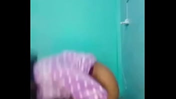 Preview 4 of Whats Uuuup - LADKI UNGLI KAR RAHI THI MIMMY AA GYI