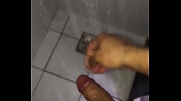 Preview 4 of Agast Suuny Sex 2018 - Lavando e Aliviando #18