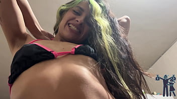 Preview 2 of Aktris Hollywood Sex - Ela n&atilde_o consegue resistir meu grande pau duro